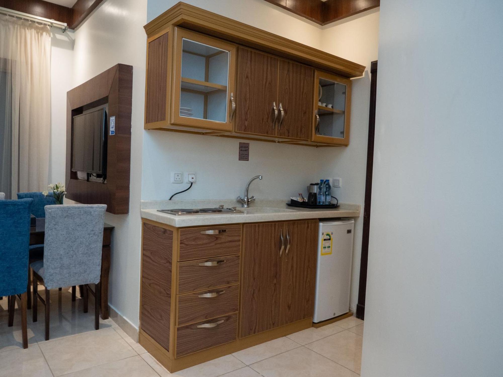 Innyar Hotel Riyad Extérieur photo