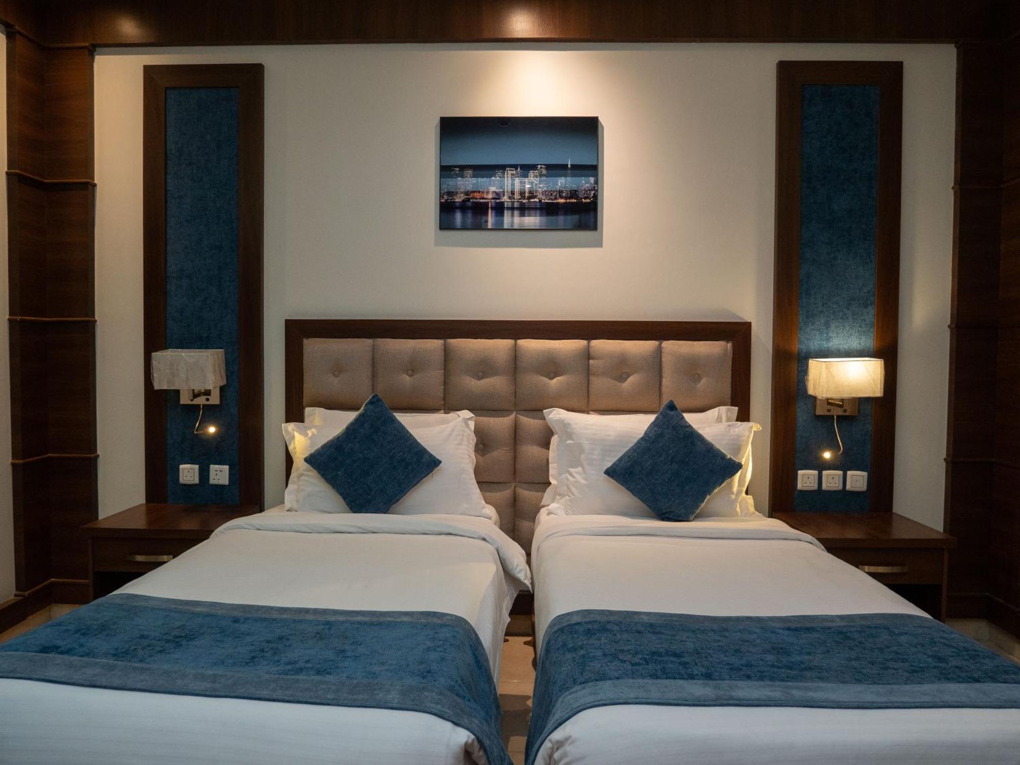 Innyar Hotel Riyad Extérieur photo