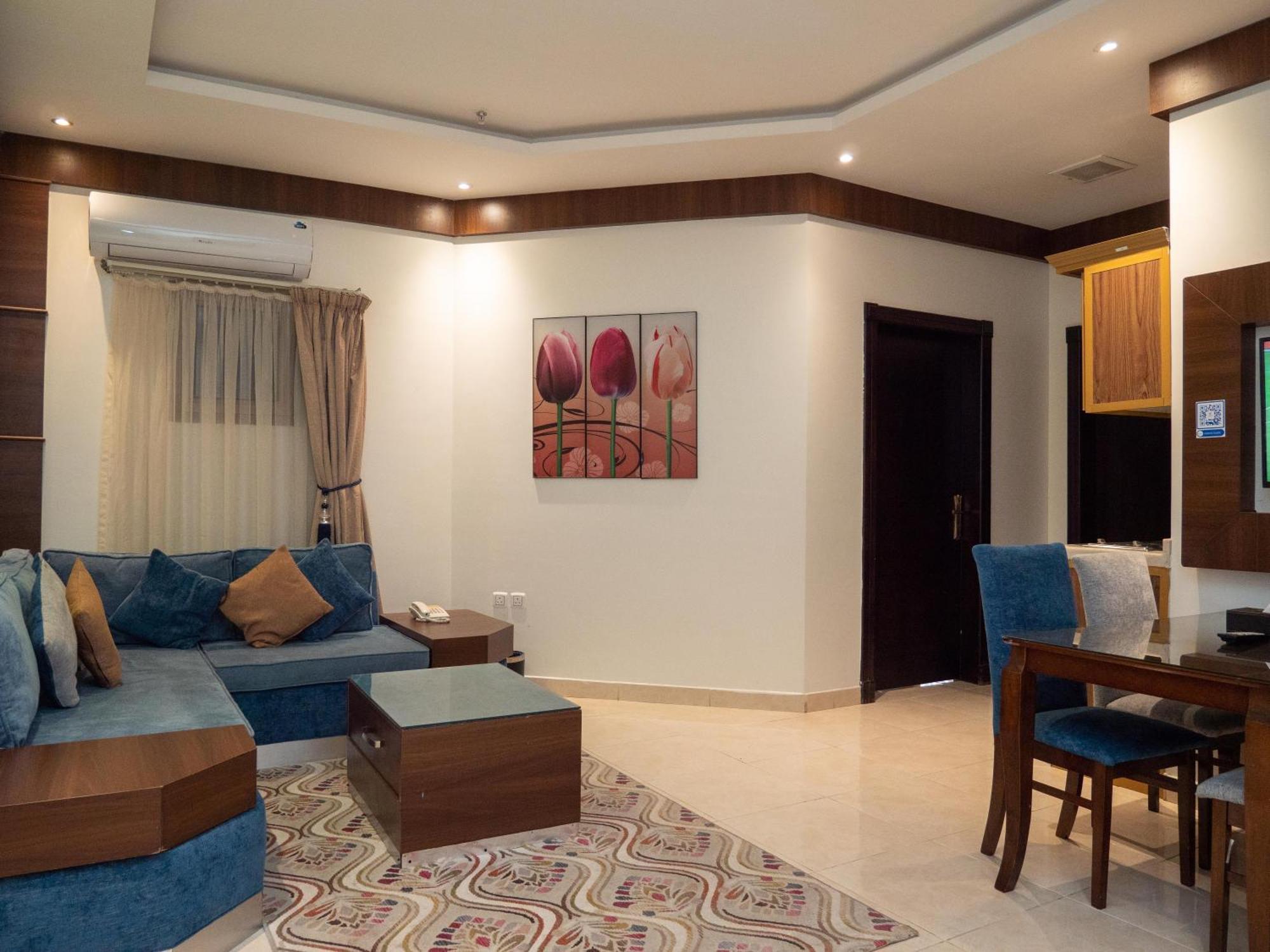 Innyar Hotel Riyad Extérieur photo