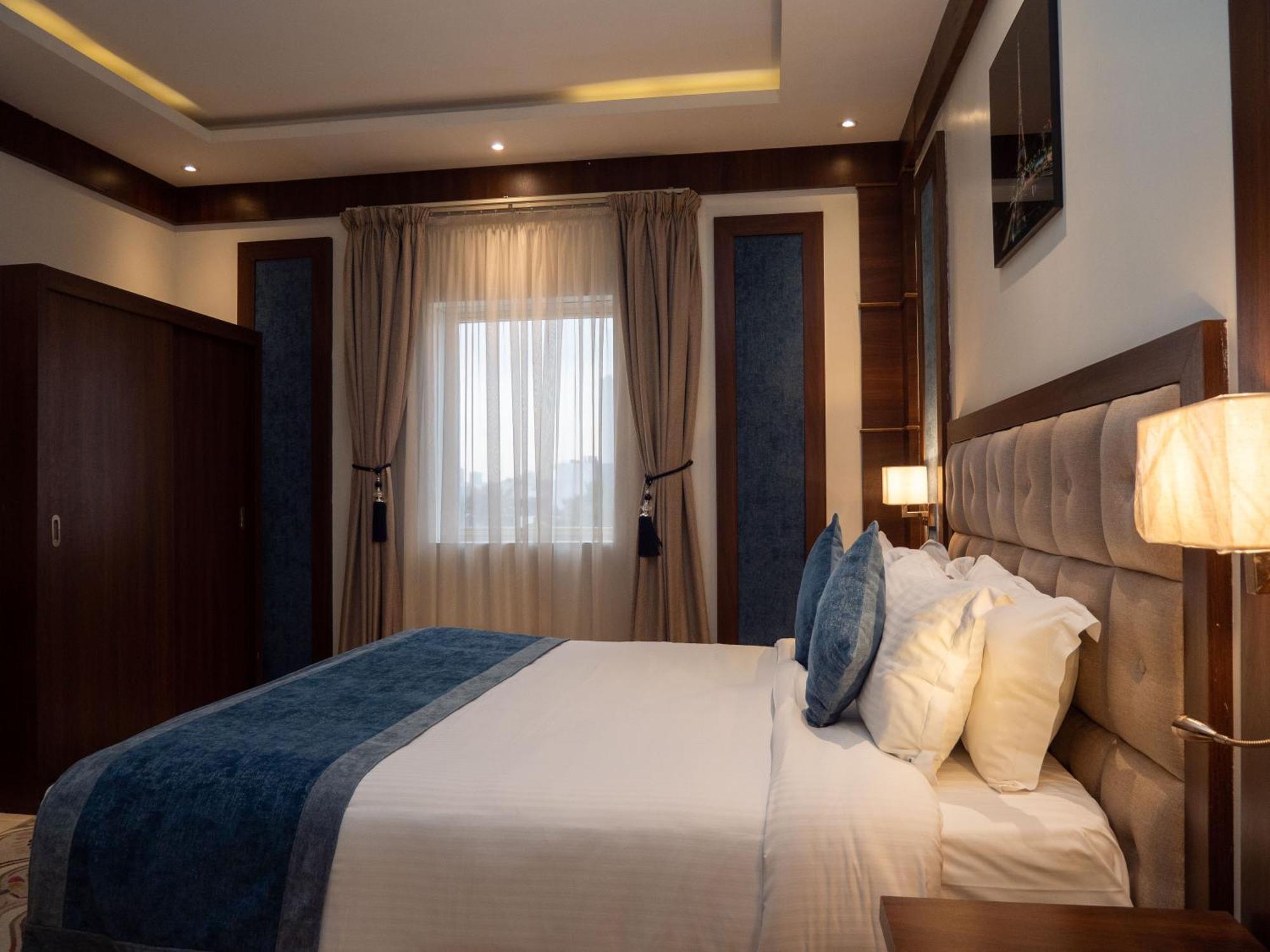 Innyar Hotel Riyad Extérieur photo